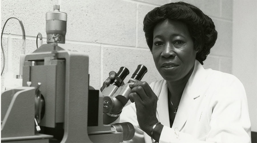 Photo of Dr. Bettye Washington Greene, latex and polymers expert