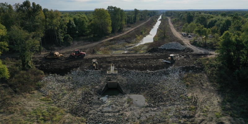 Aerial photo of construction of Loch Leven